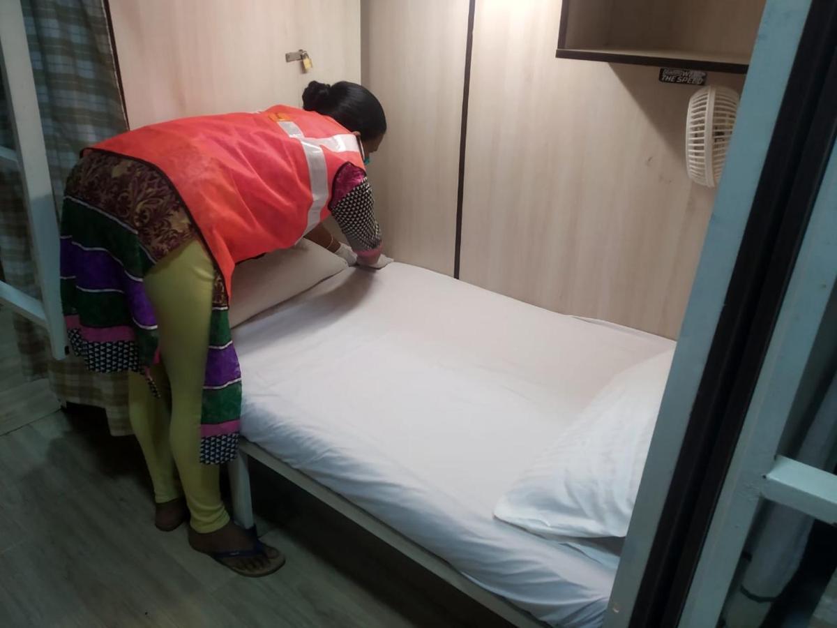 Abuzz Sewri Hostel - Mumbai — Photos 1